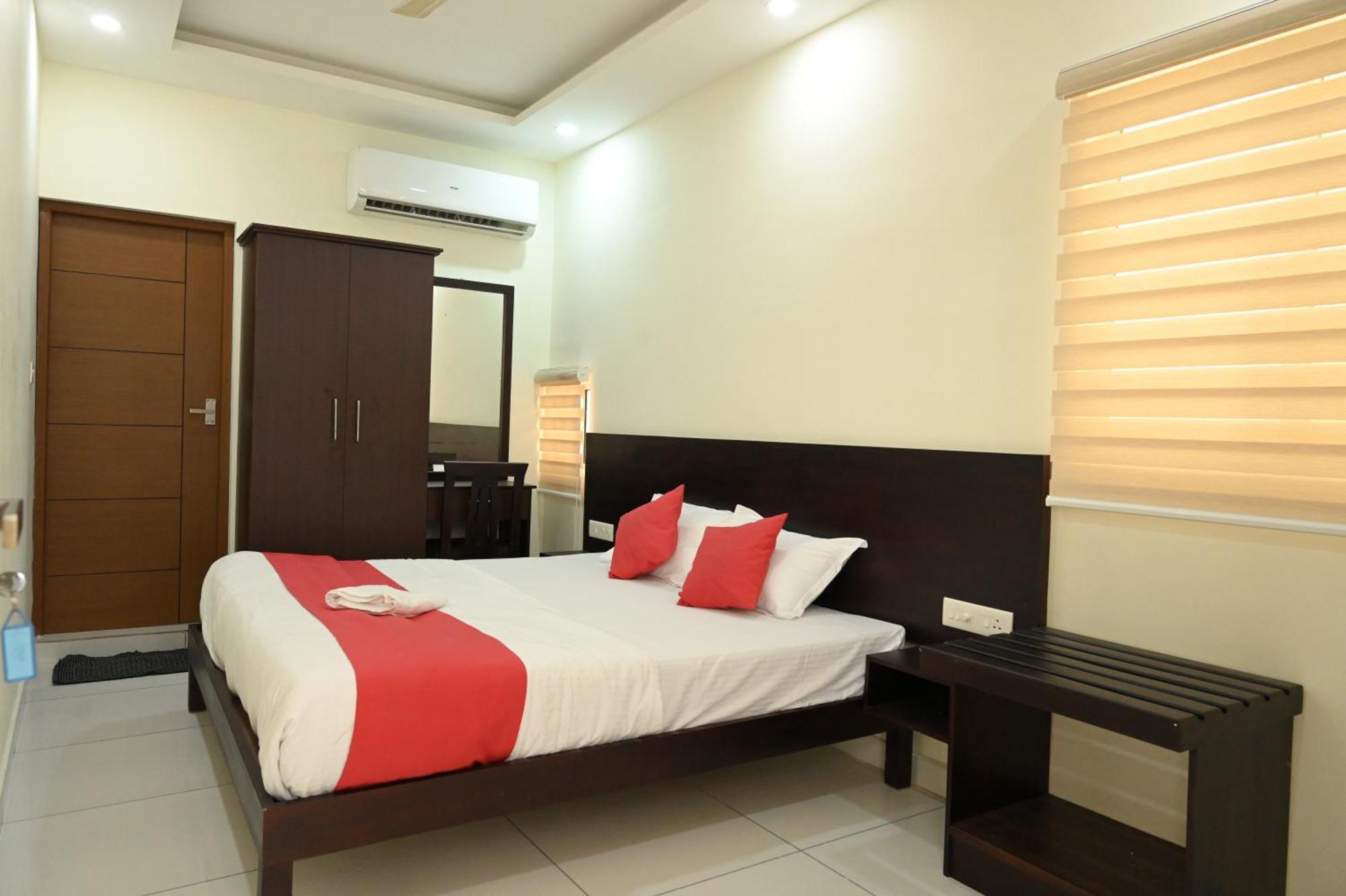Grace Tourist Home Kochi Екстериор снимка